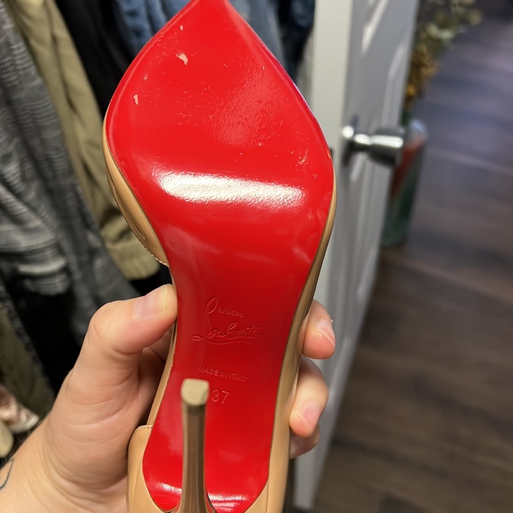 Christian Louboutin Iriza Pumps - Picture 5 of 5